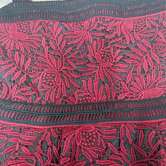 JARIYA Medium CROCHET BACKLESS DRESSS - Picture 13 of 13